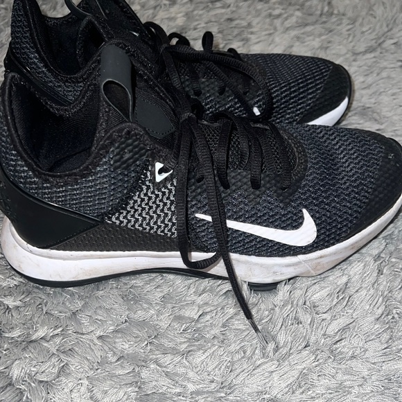 Nike LeBron James Basketball Shoes Size 7 - Picture 5 of 8